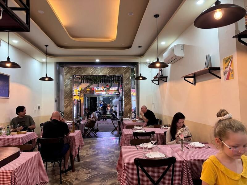 Trattoria Da Stefano dining room